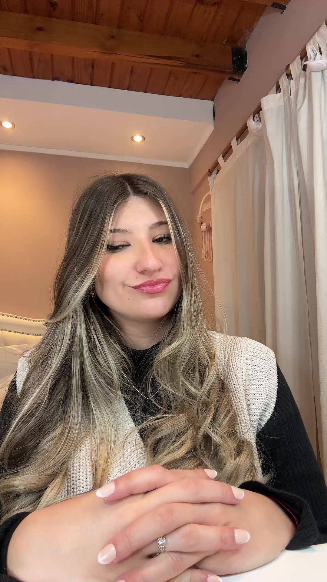 @Camila 👑