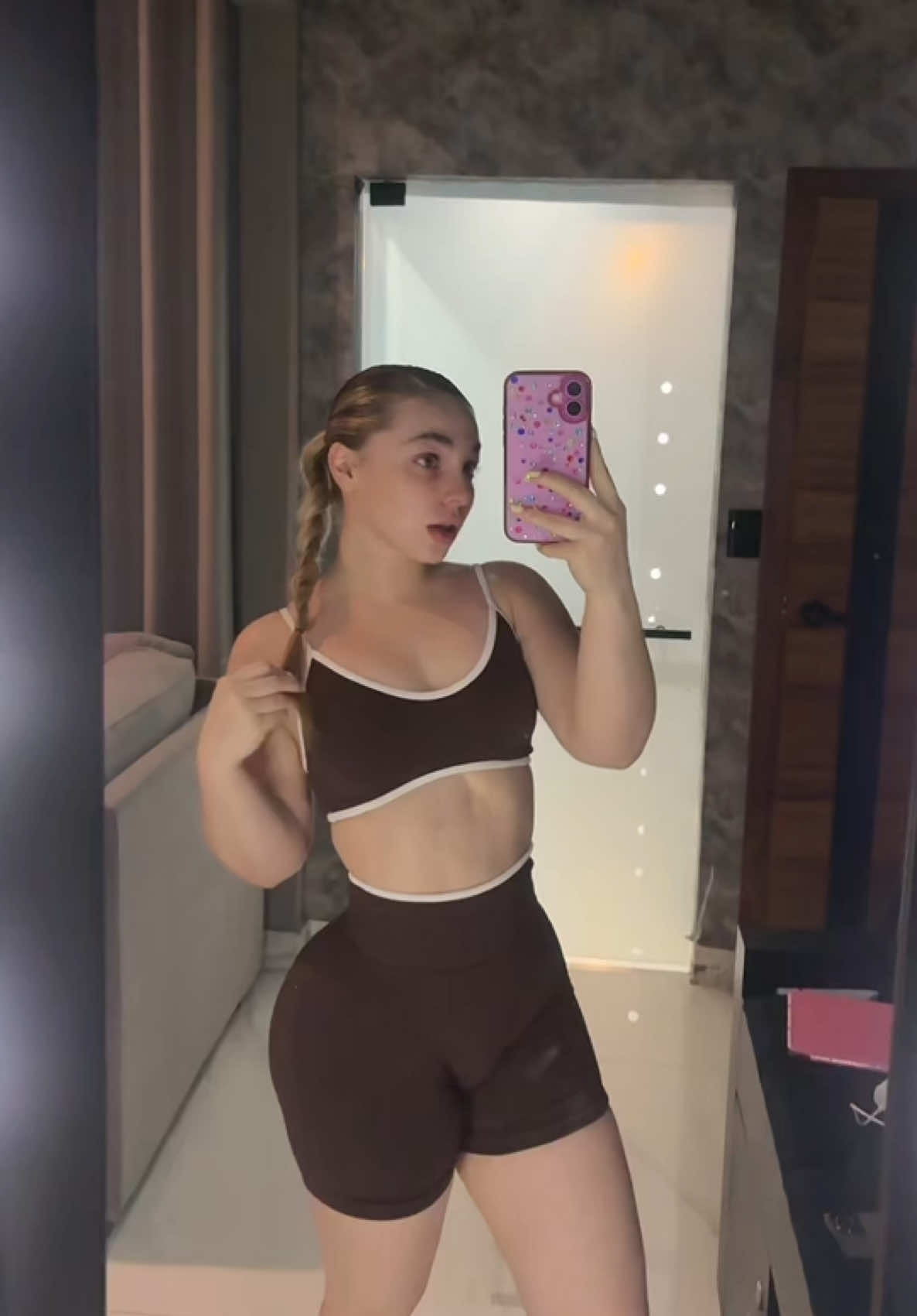 @Dolly👩🏼