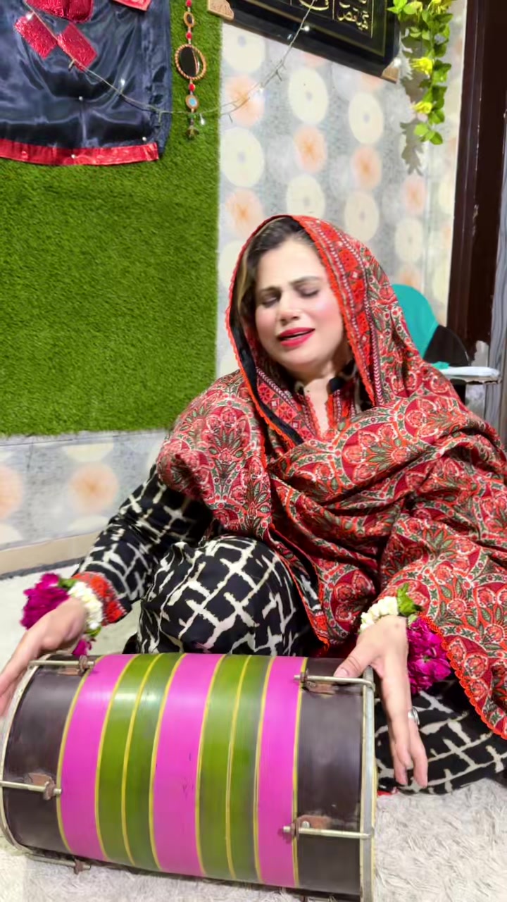 @Munazza rizvi Official