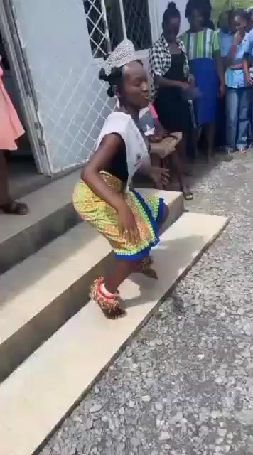 @M&icirc;b&icirc;&eacute; m&euml;&ntilde;gy 108
