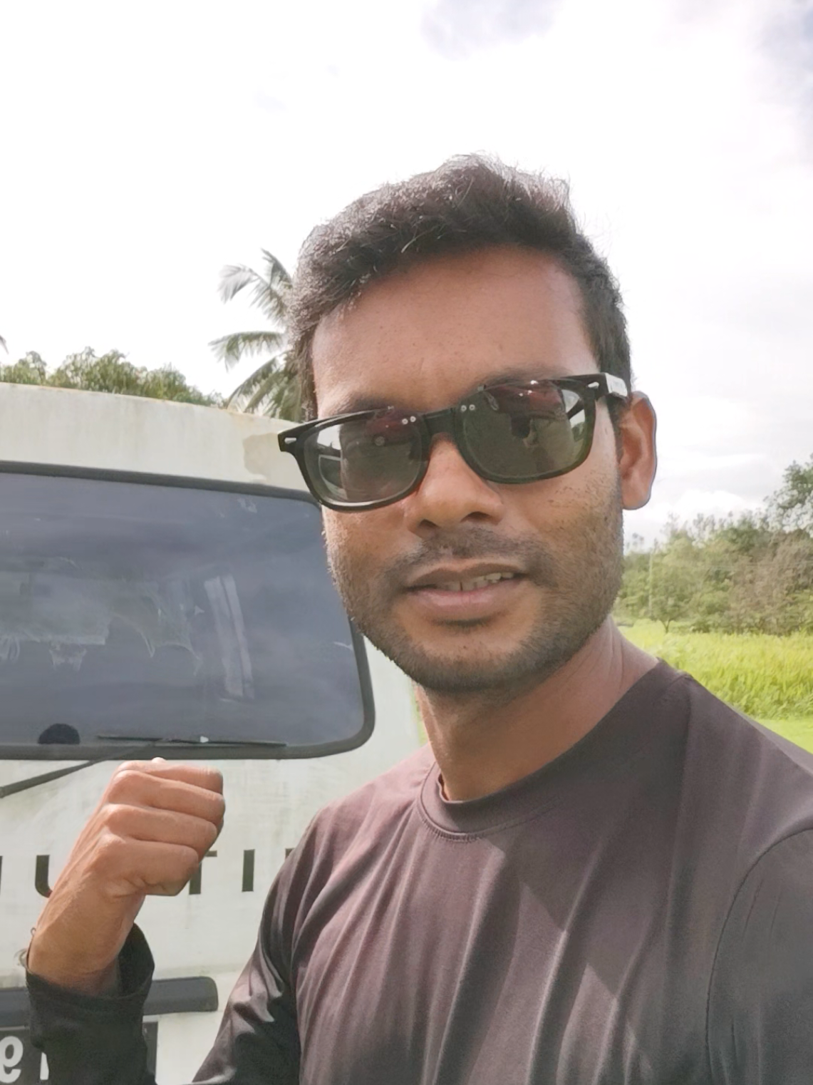 @Trini Farmer Chris 469 7467