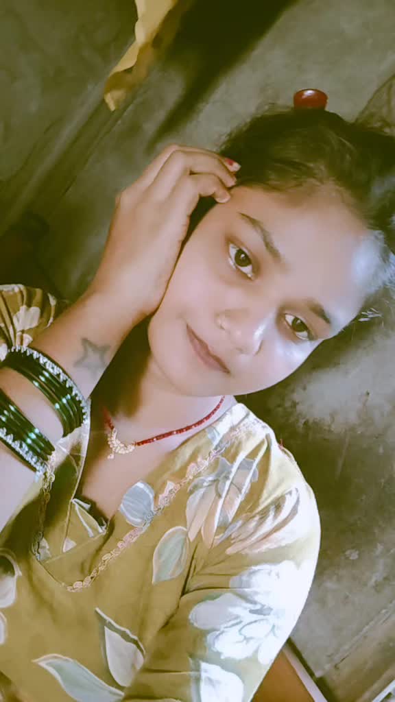 @simple girl 😘