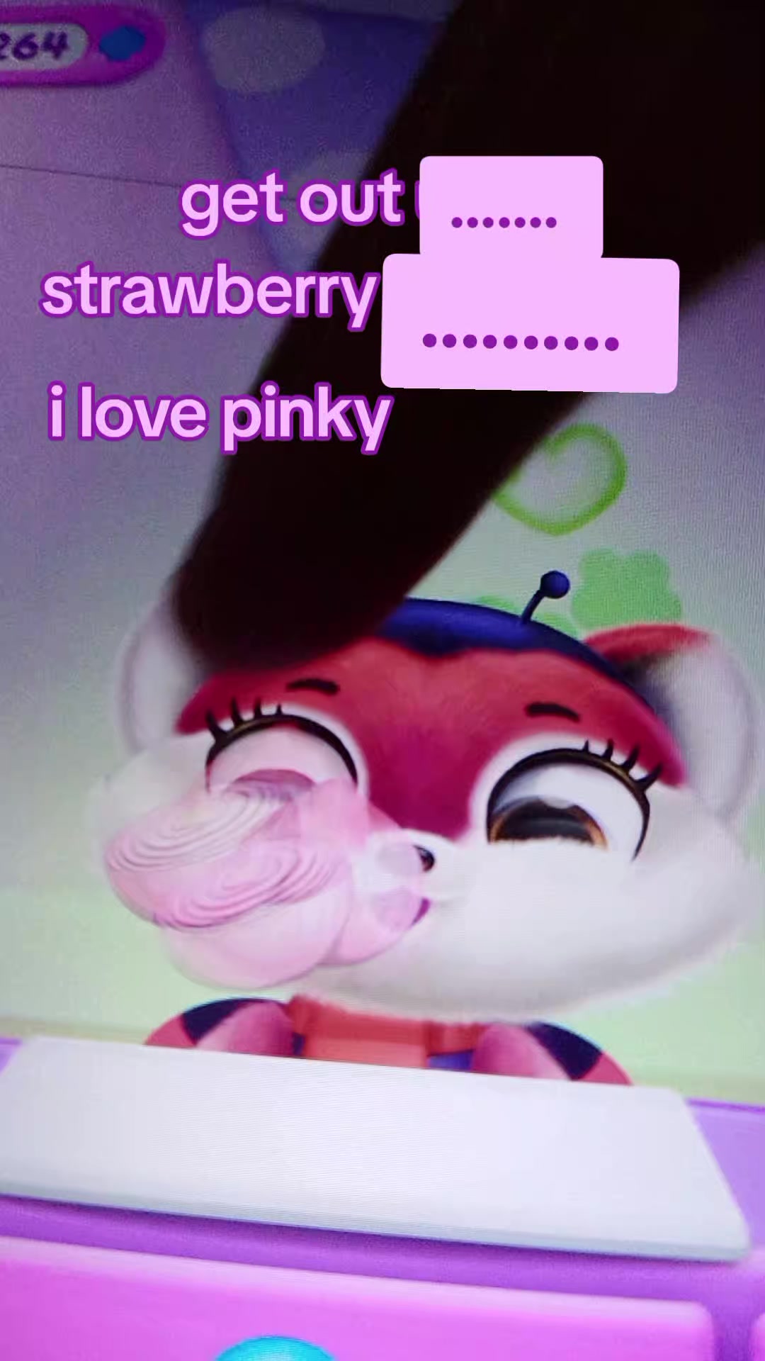 @🎀strawberry chan🍓
