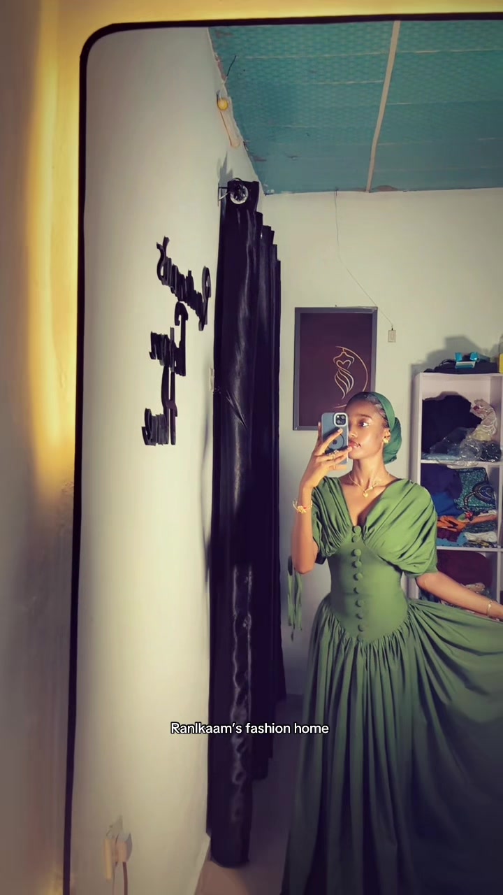 @Ranlkaam's fashion home ✂️🛍️