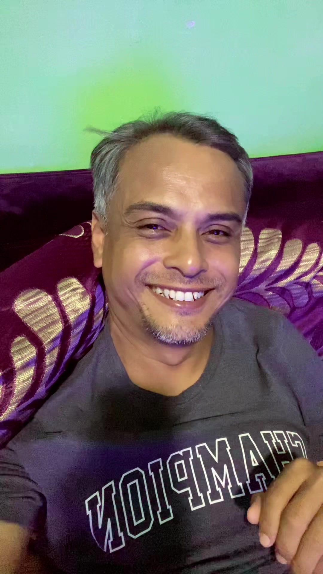 @NazriSmile