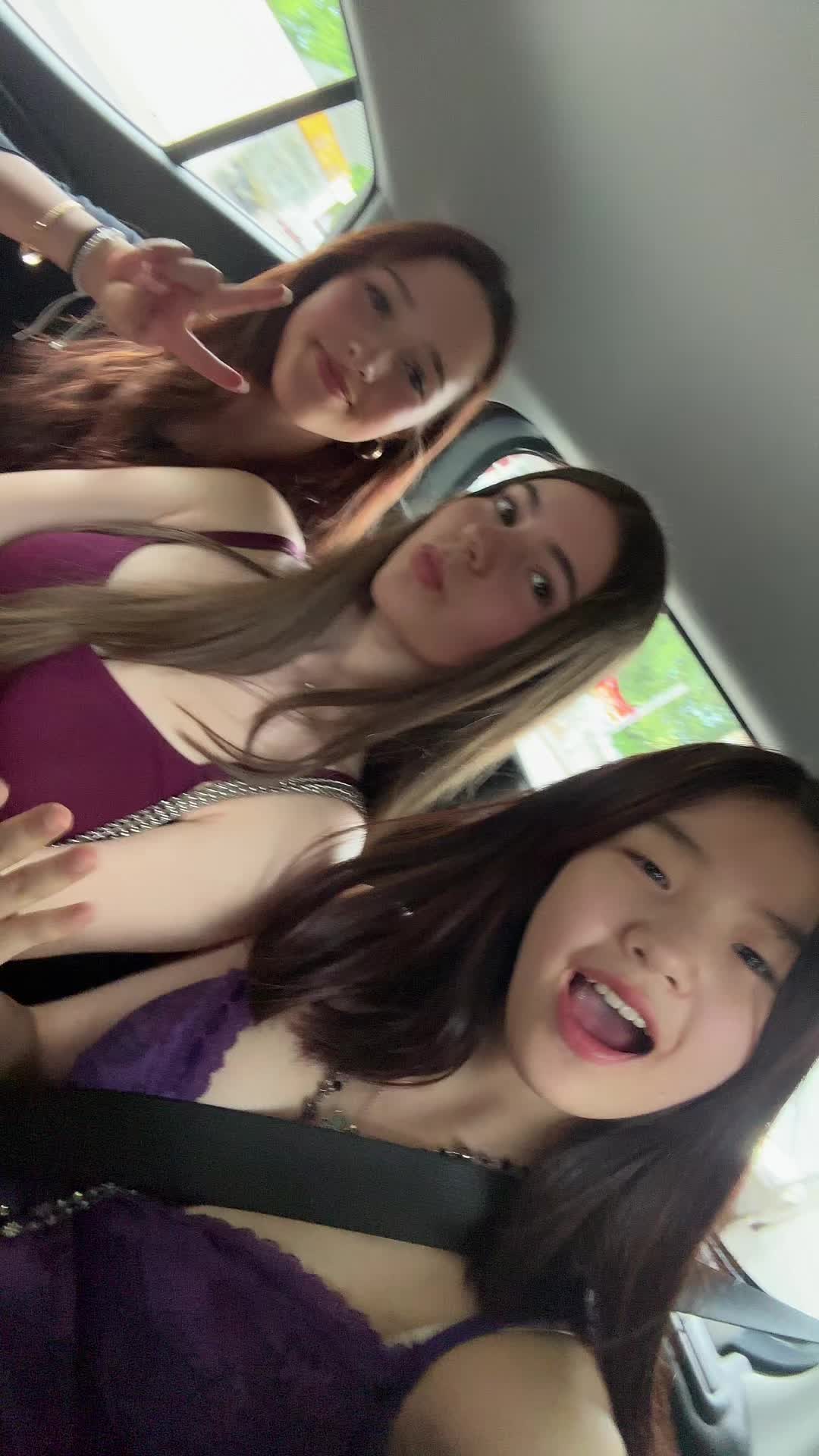 @Julliz