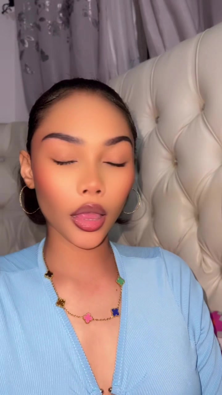 @Sakeib🦋🥀❤️