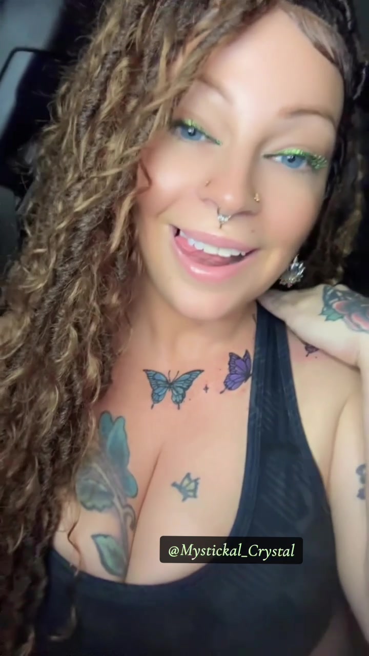 @Crystal_So_Mystickal