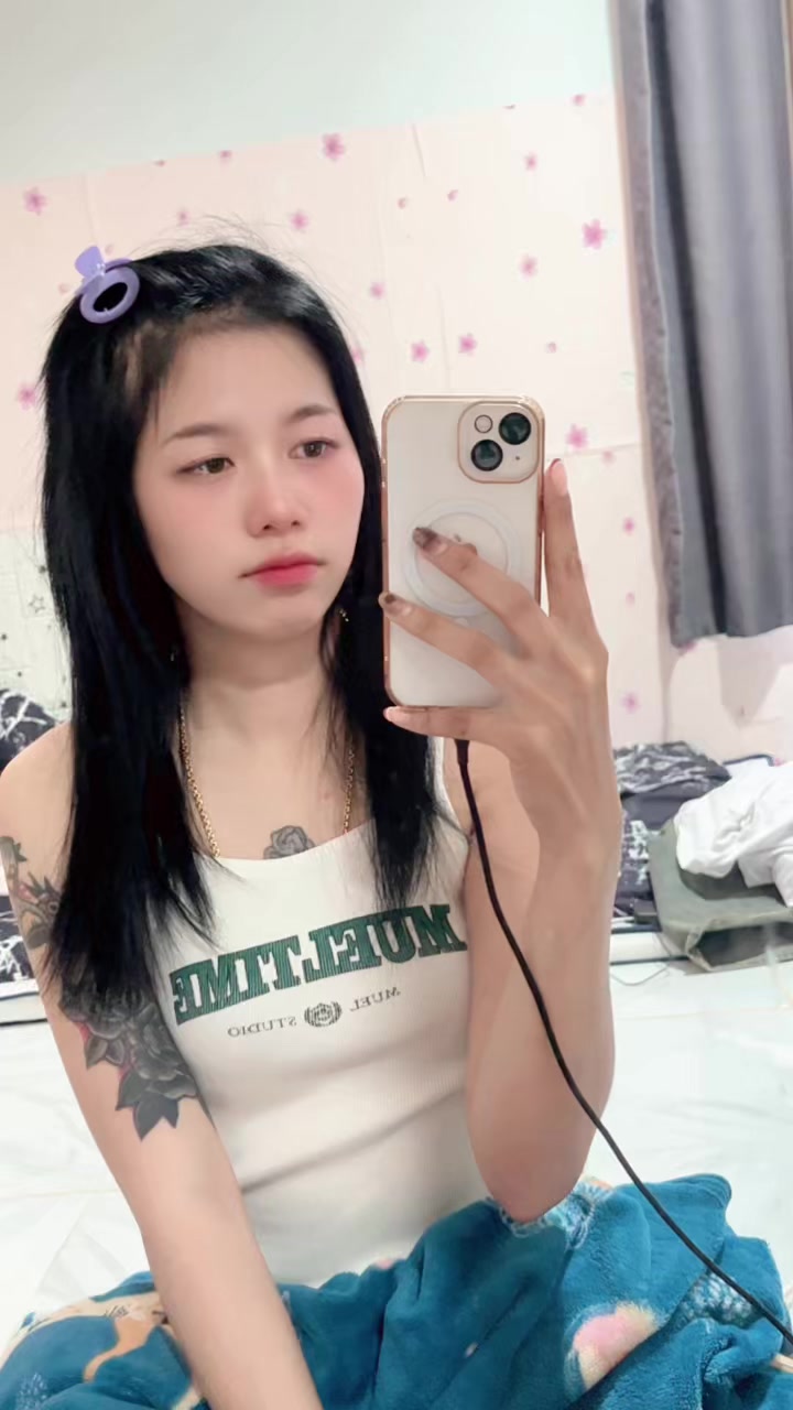 @จอย
