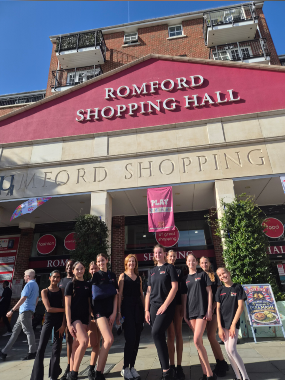 @Romford Shopping Hall