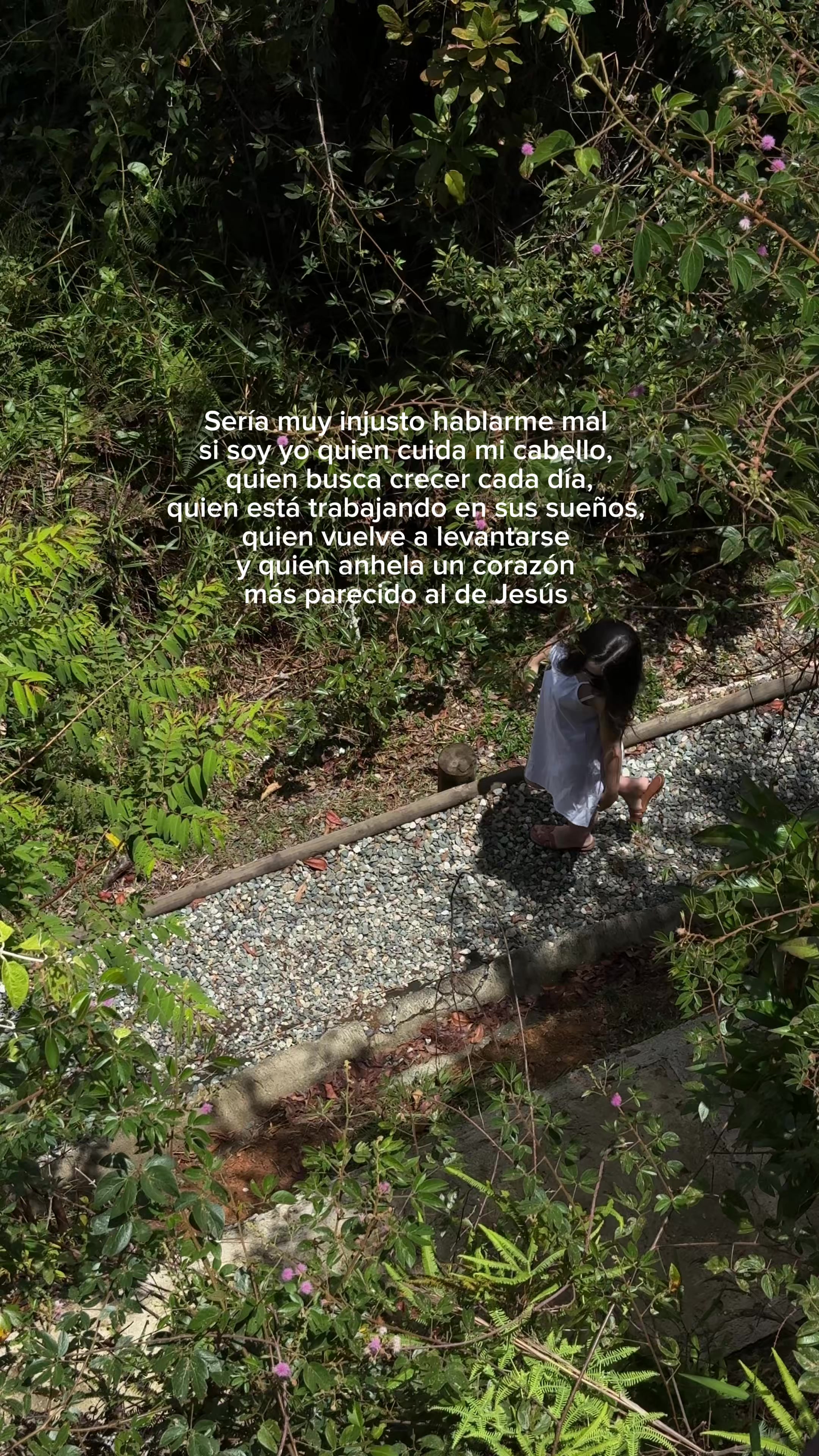 @M&aacute;roly Navarro