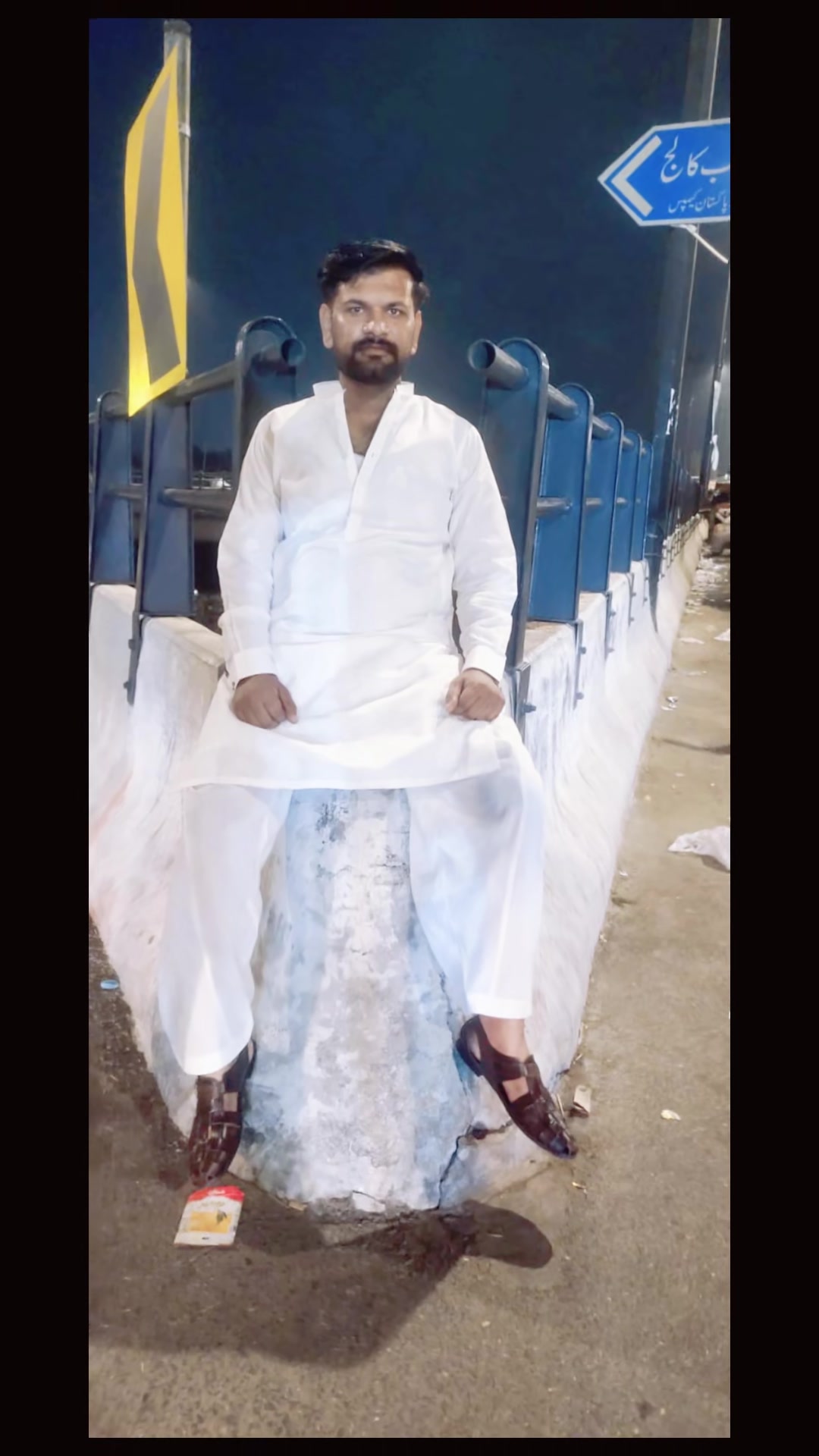 @sheikh Naqash 24 24