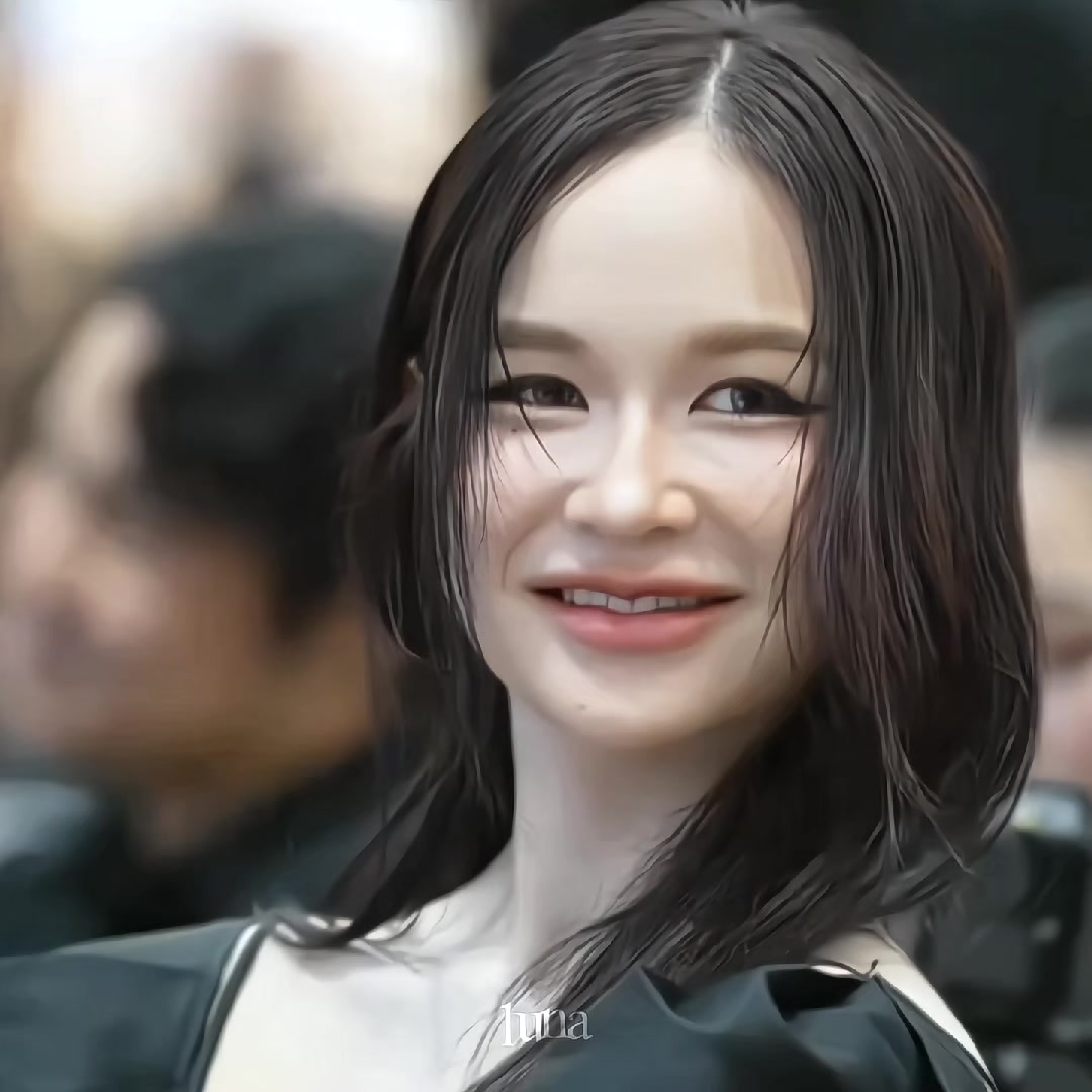 @𝚕𝚞𝚗𝚊 🪽