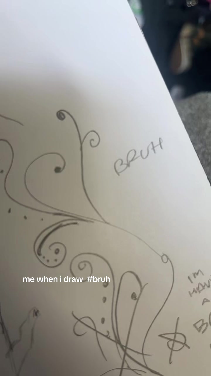 @ᜊ( ' ⩊ '𖦹)ᜊ
