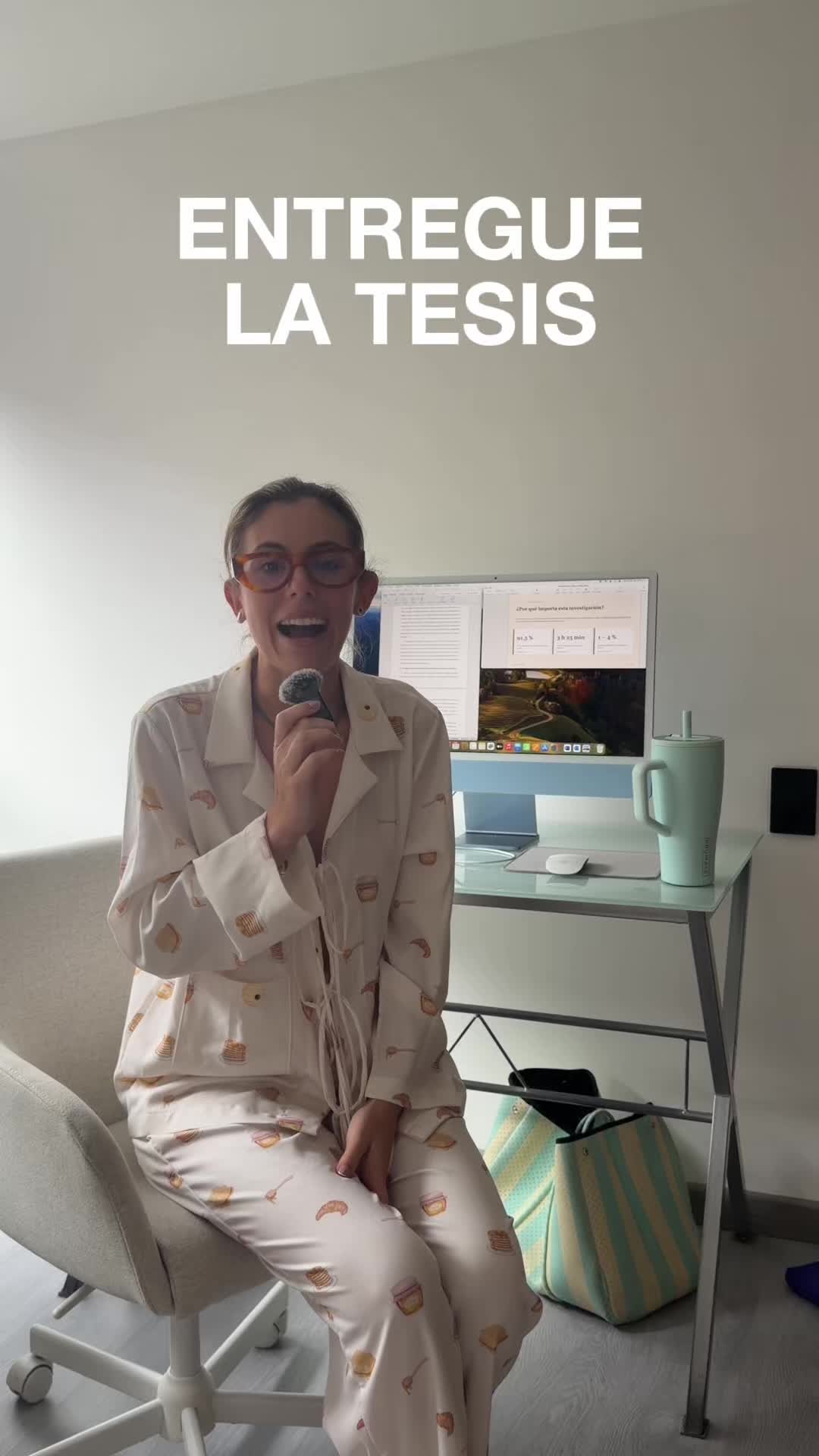 @camilareyeslondono