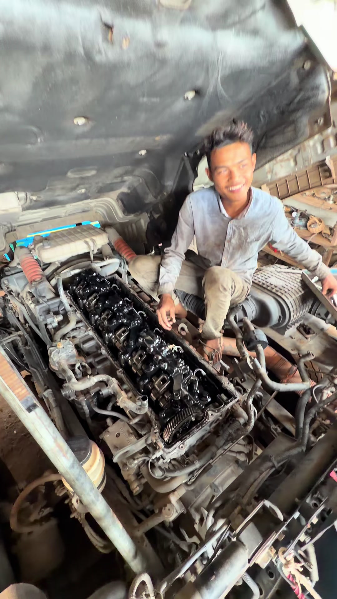 @ជាងឡាន បុសខ្នុរ