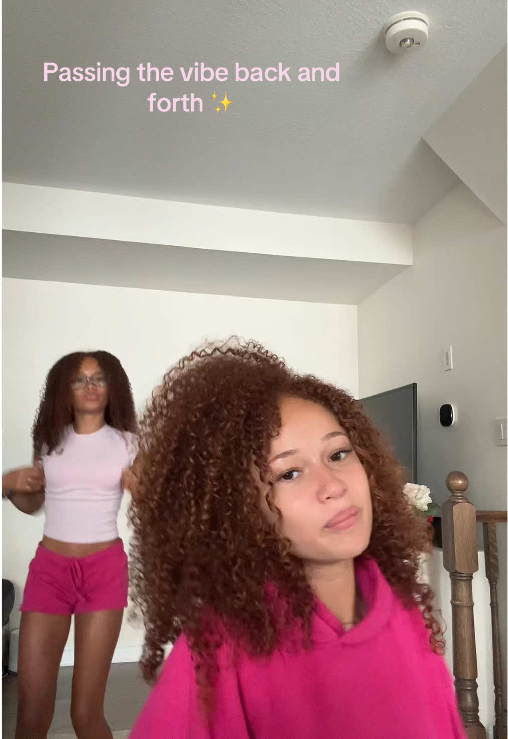 @👯&zwj;♀️