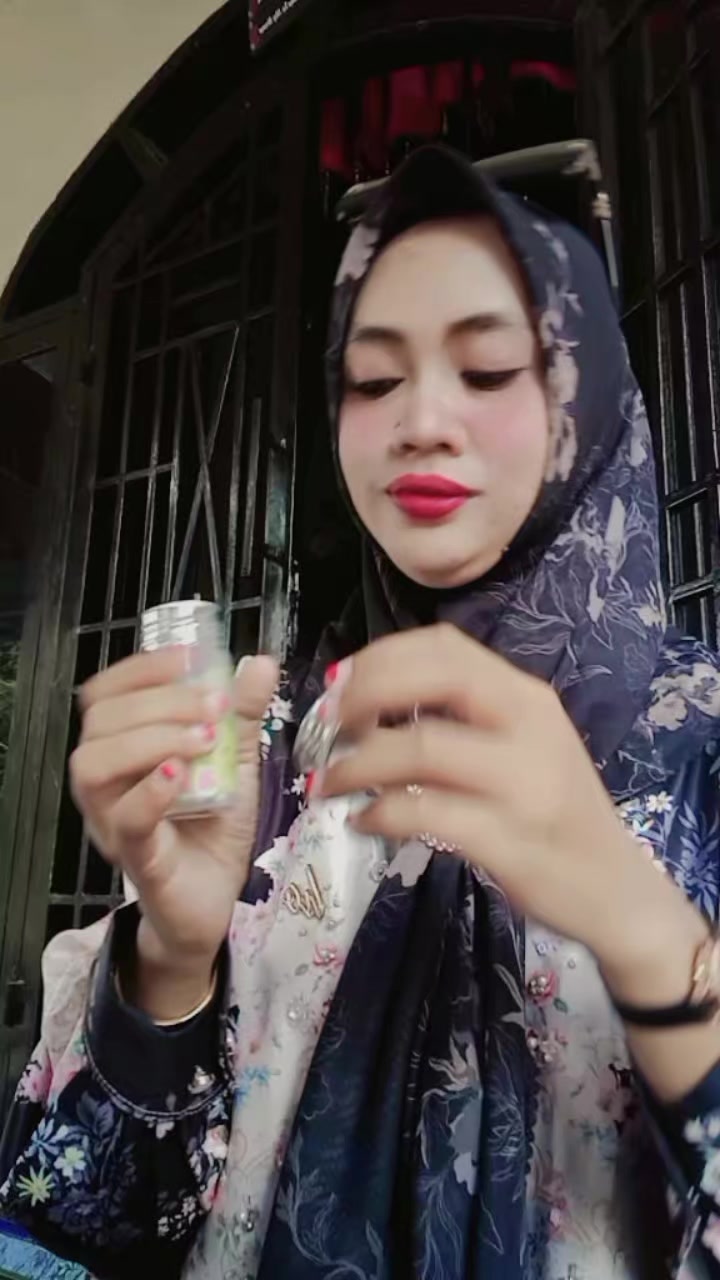 @🌸Bunda&bull;Dhesy🎀🌹