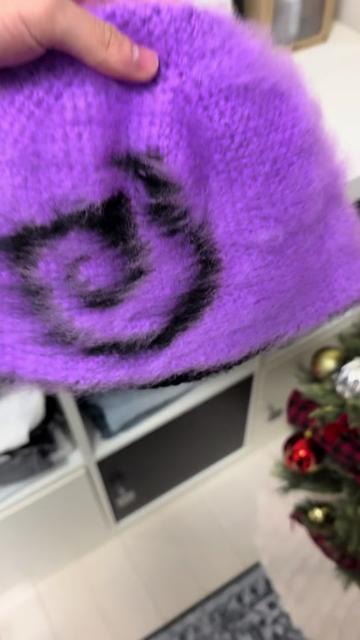 @Toy