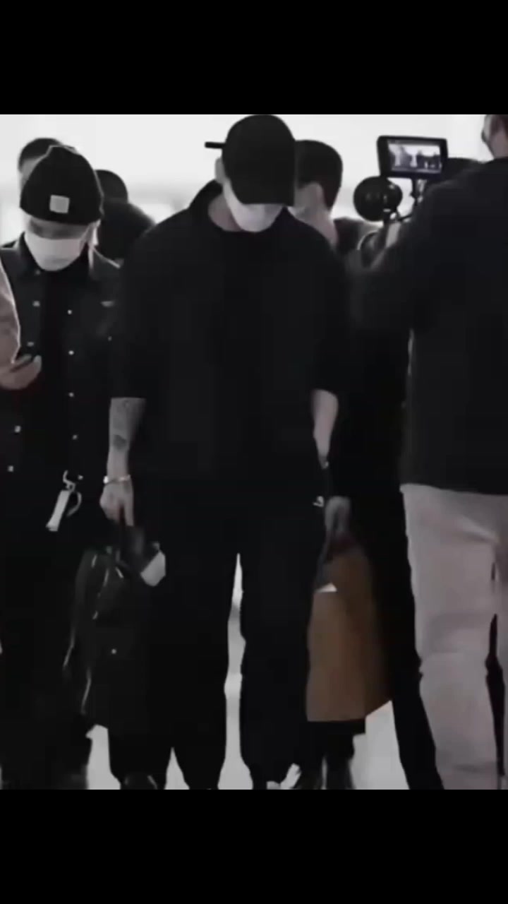 @ᥫ᭡𝐉𝐤 𝐞𝐝𝐢𝐭𝐬 ᥫ᭡