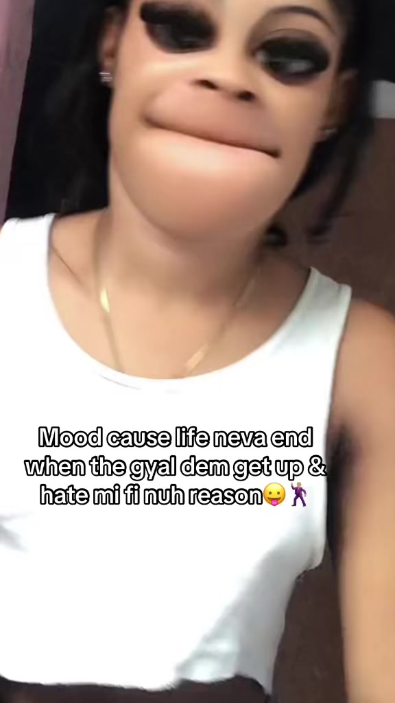 @Pretty_R🕷️