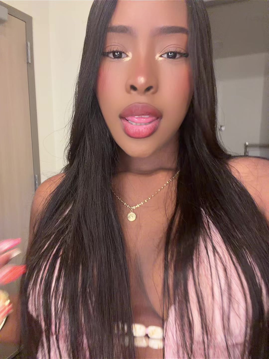 @Lorentsita