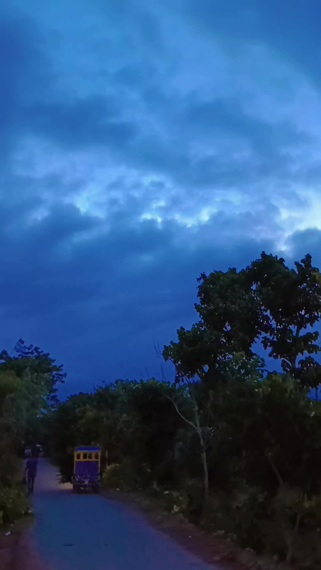 @আমি🥰 সে রাজা🥰 যার রানি 🥰নাই