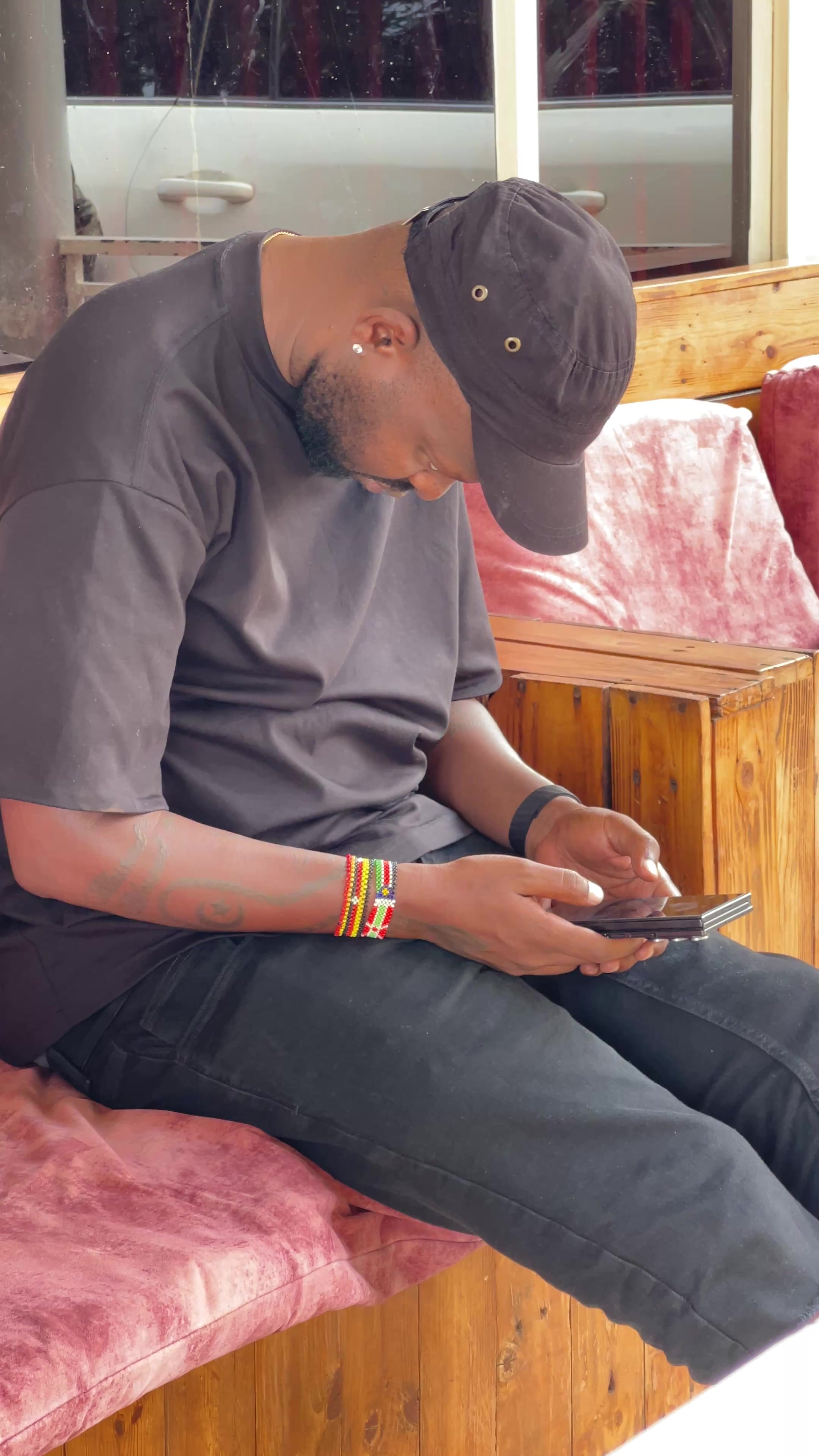 @UBUNTU MEDIA 🇺🇬