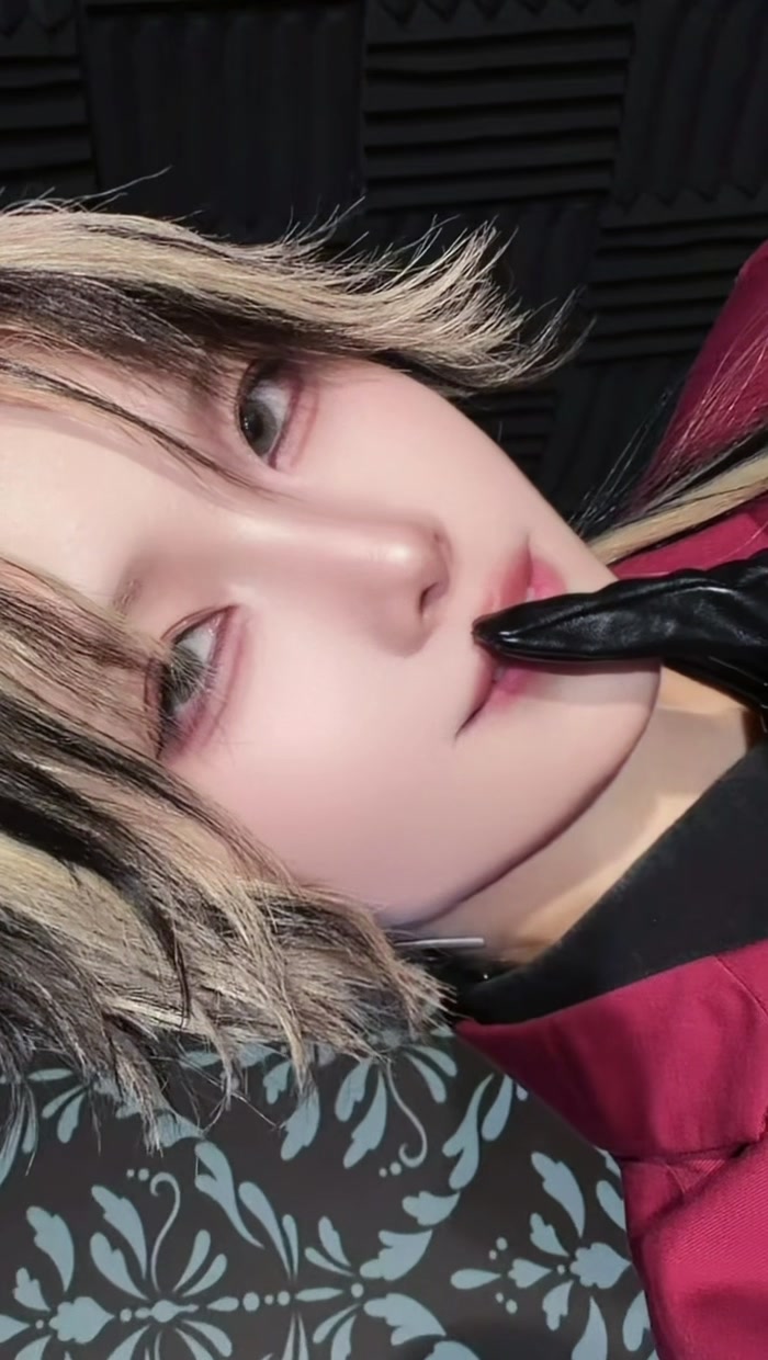 @ぼたん / botan