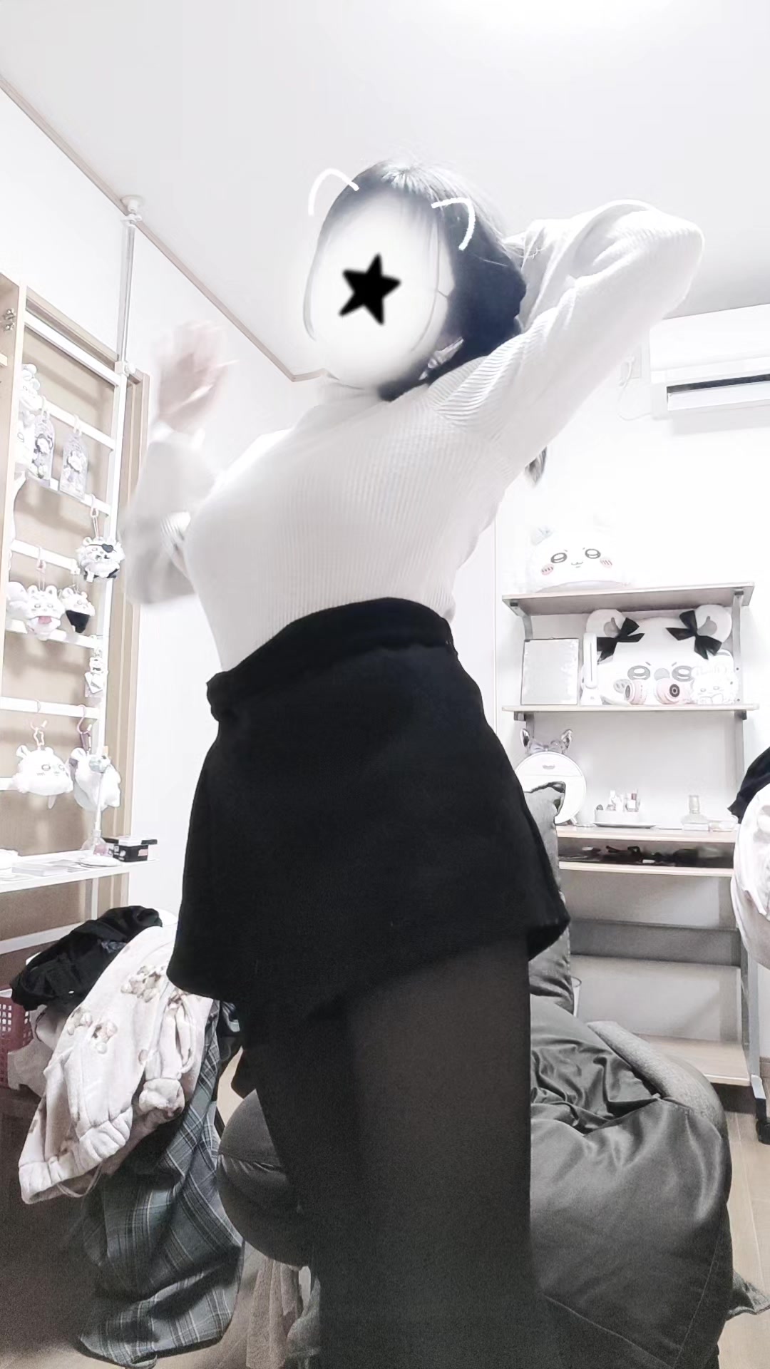 @momo