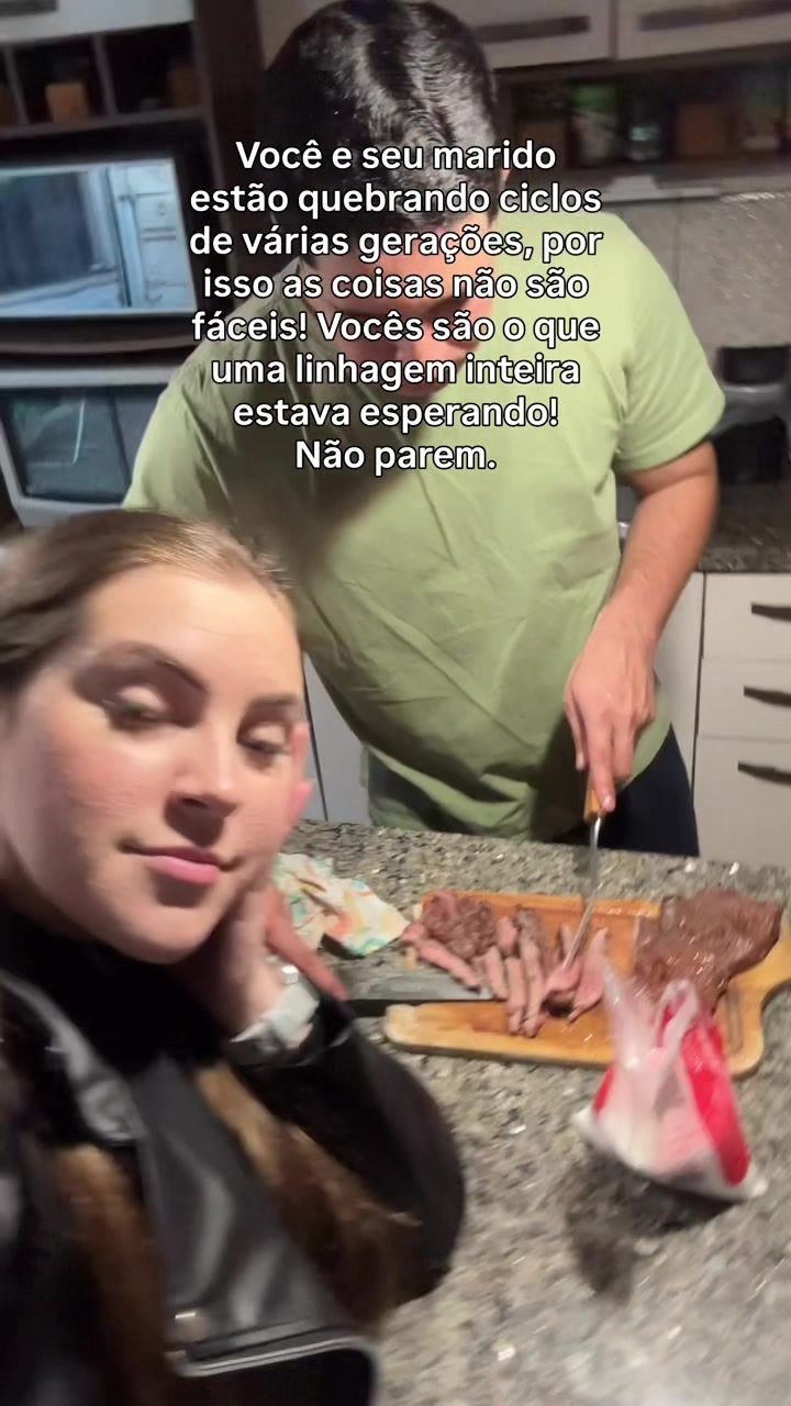 @Vitória Furtado
