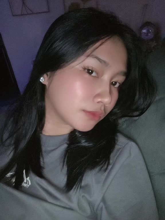 @Peachyy🍑