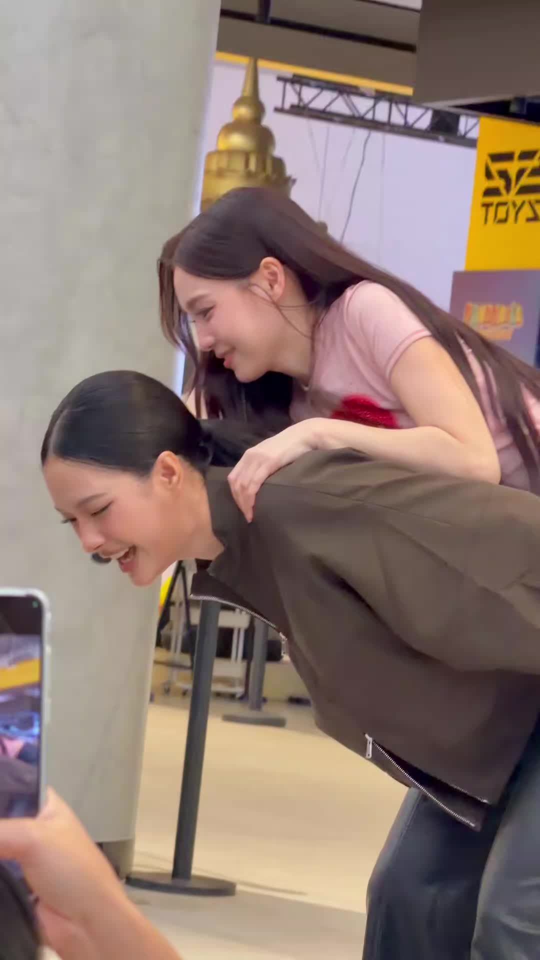 @Yuhuuuu