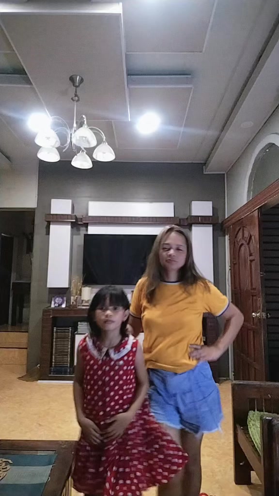 @iza marie tan