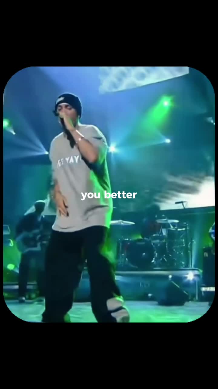@𝙀𝙈𝙄𝙉Ǝ𝙈 FAN 🎤