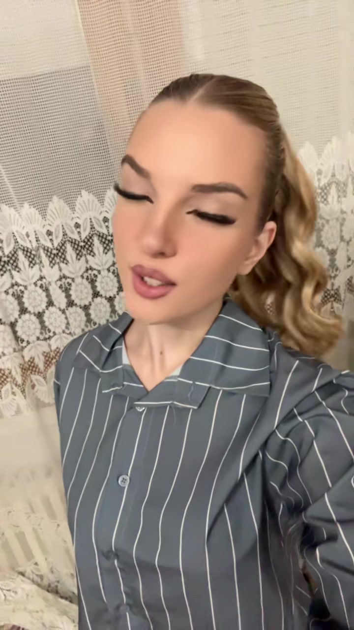 @Sara👻