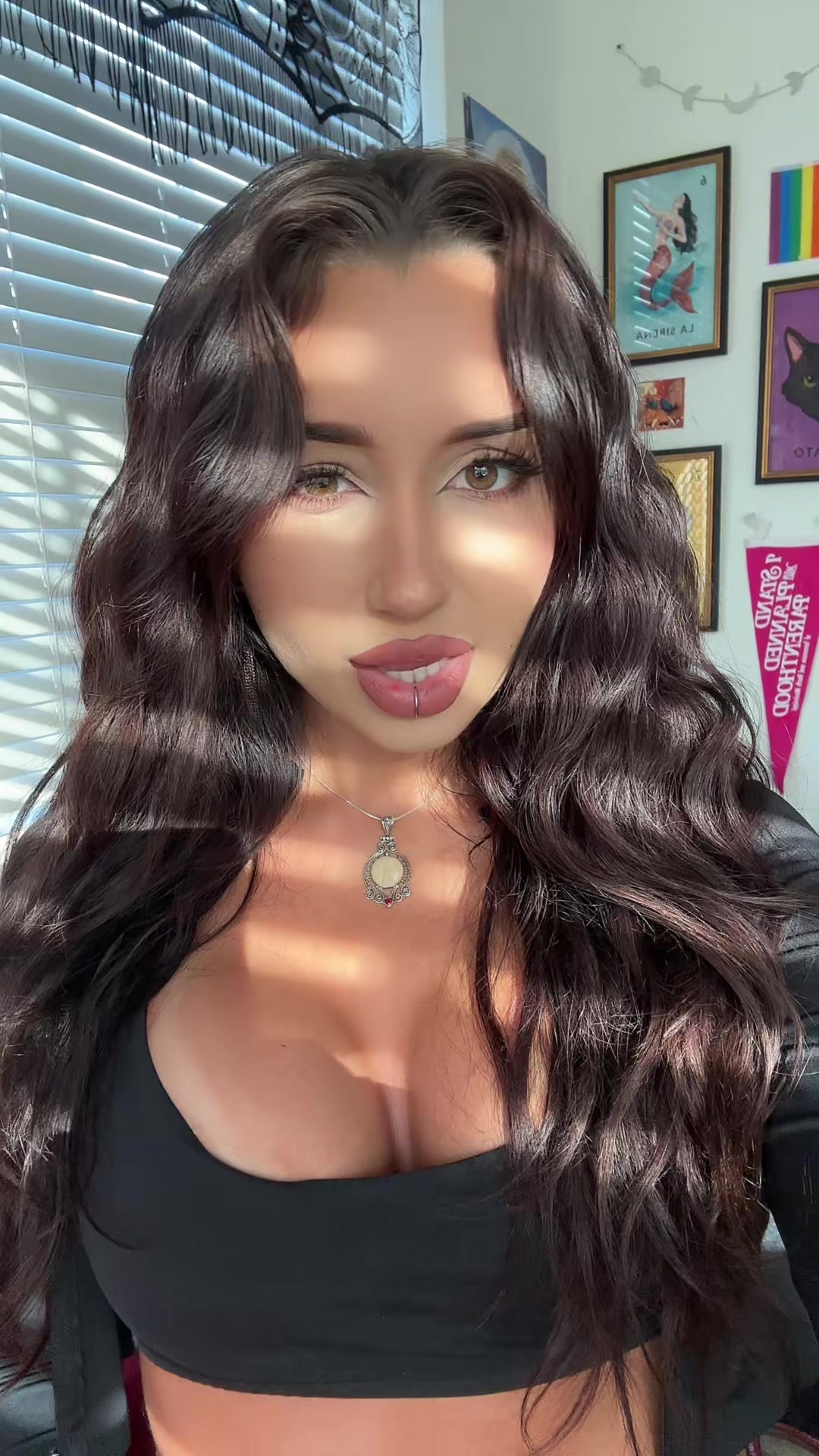 @iliana