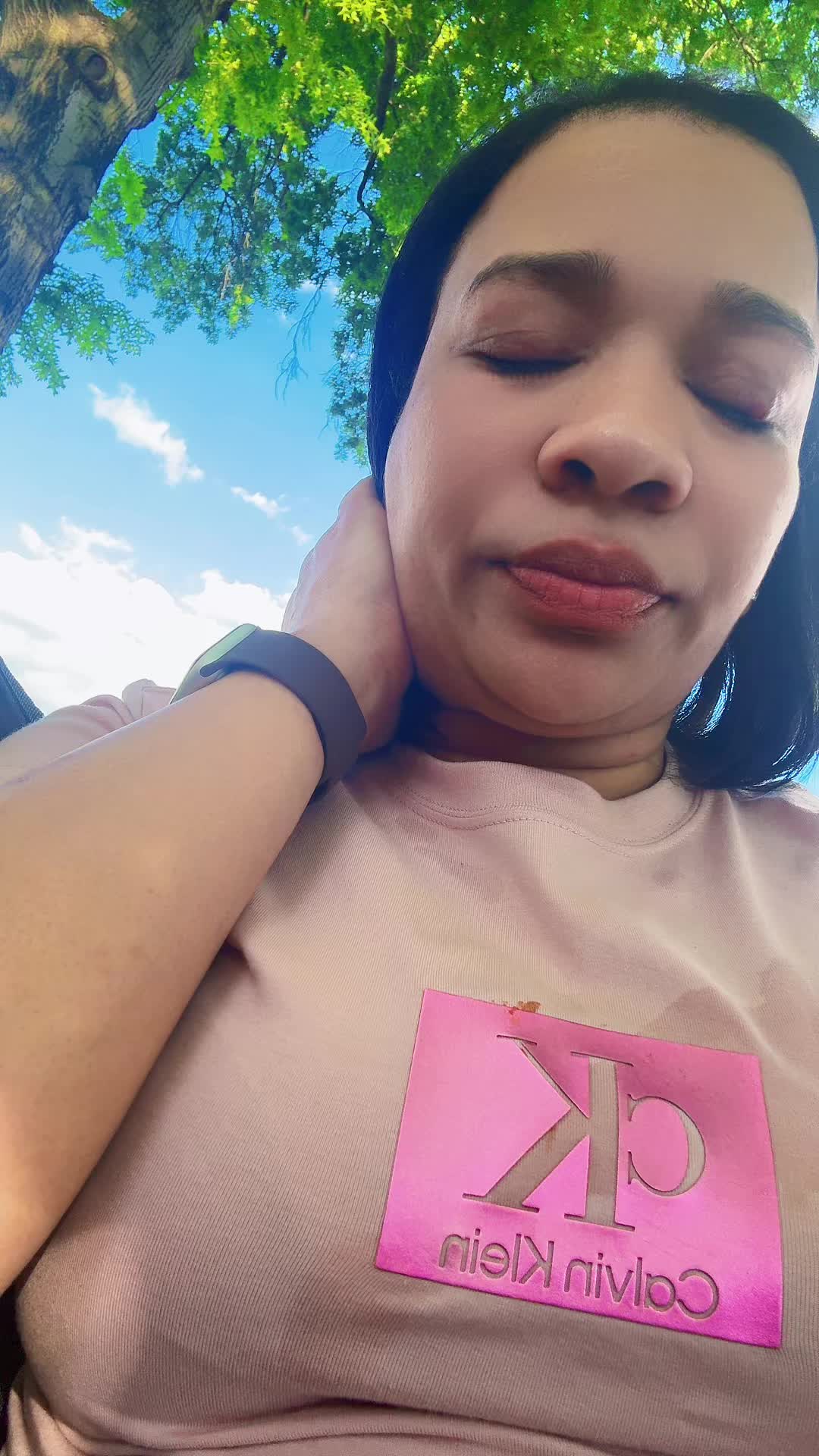 @Kenia 🖤🖤🖤🖤