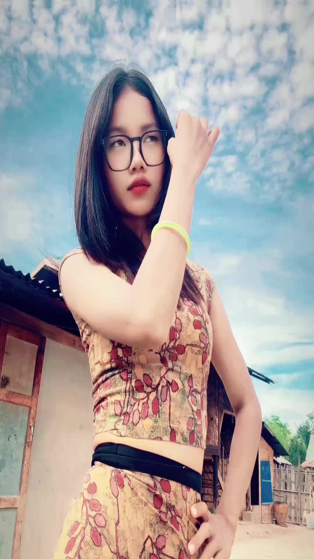 @Hnin Ei Hlaing🤓