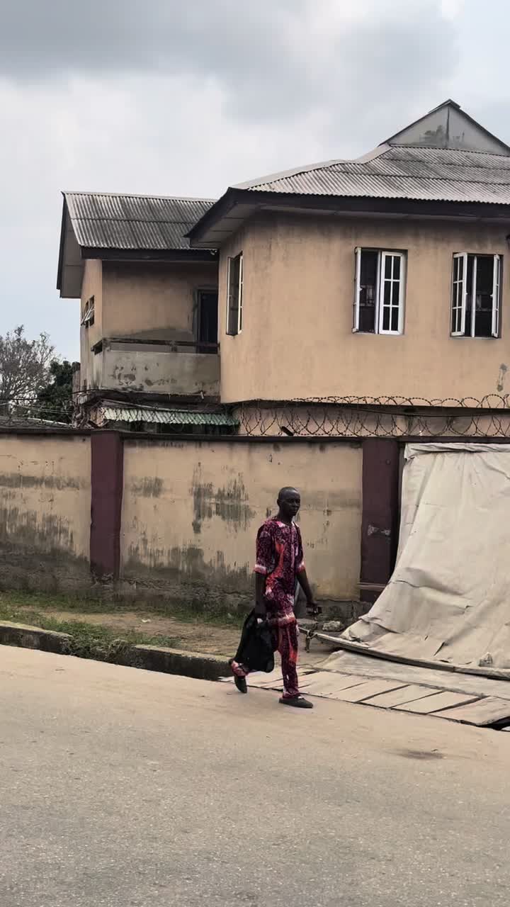 @BISOLA QUADRI