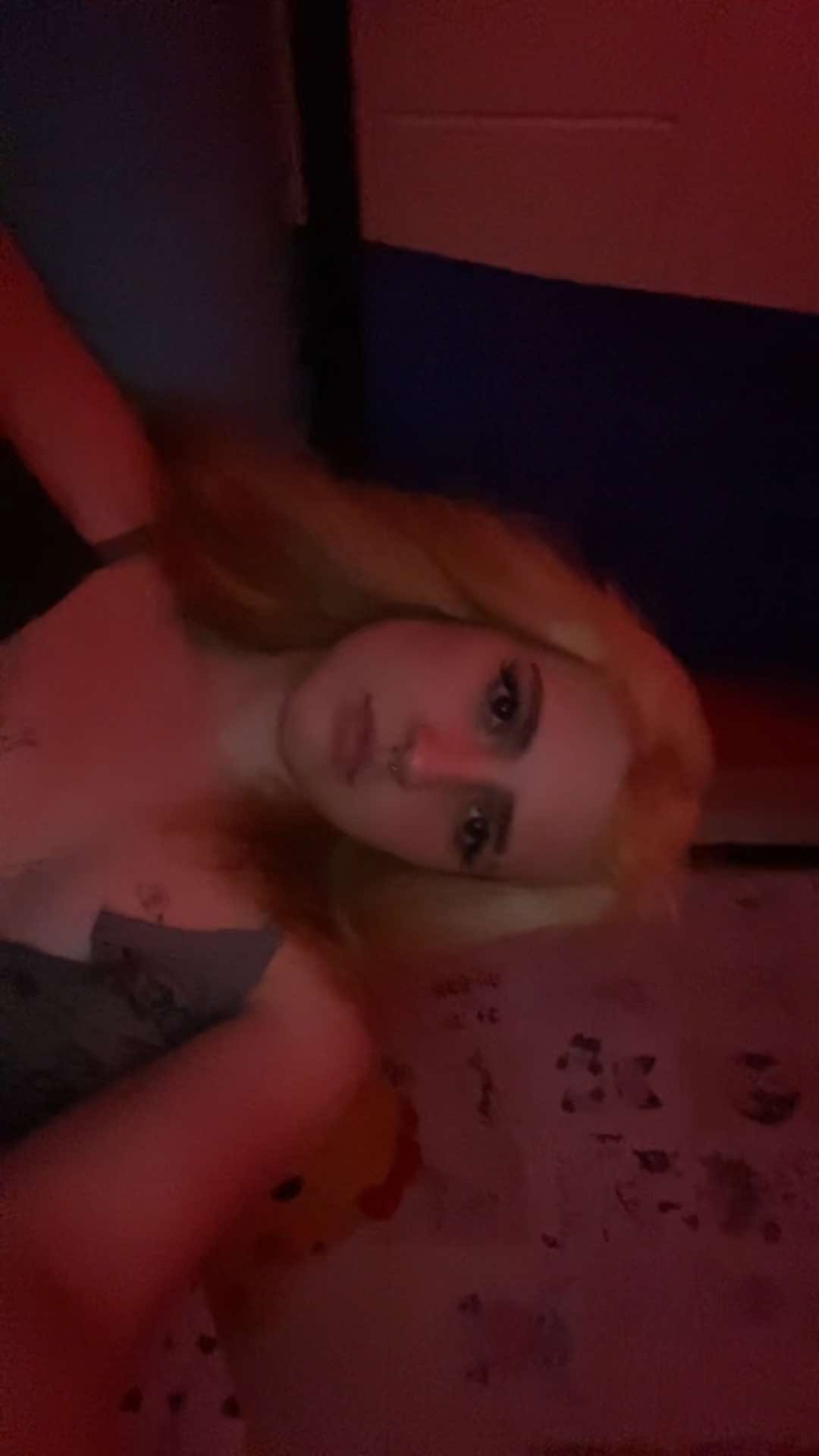 @Bunny 🖤