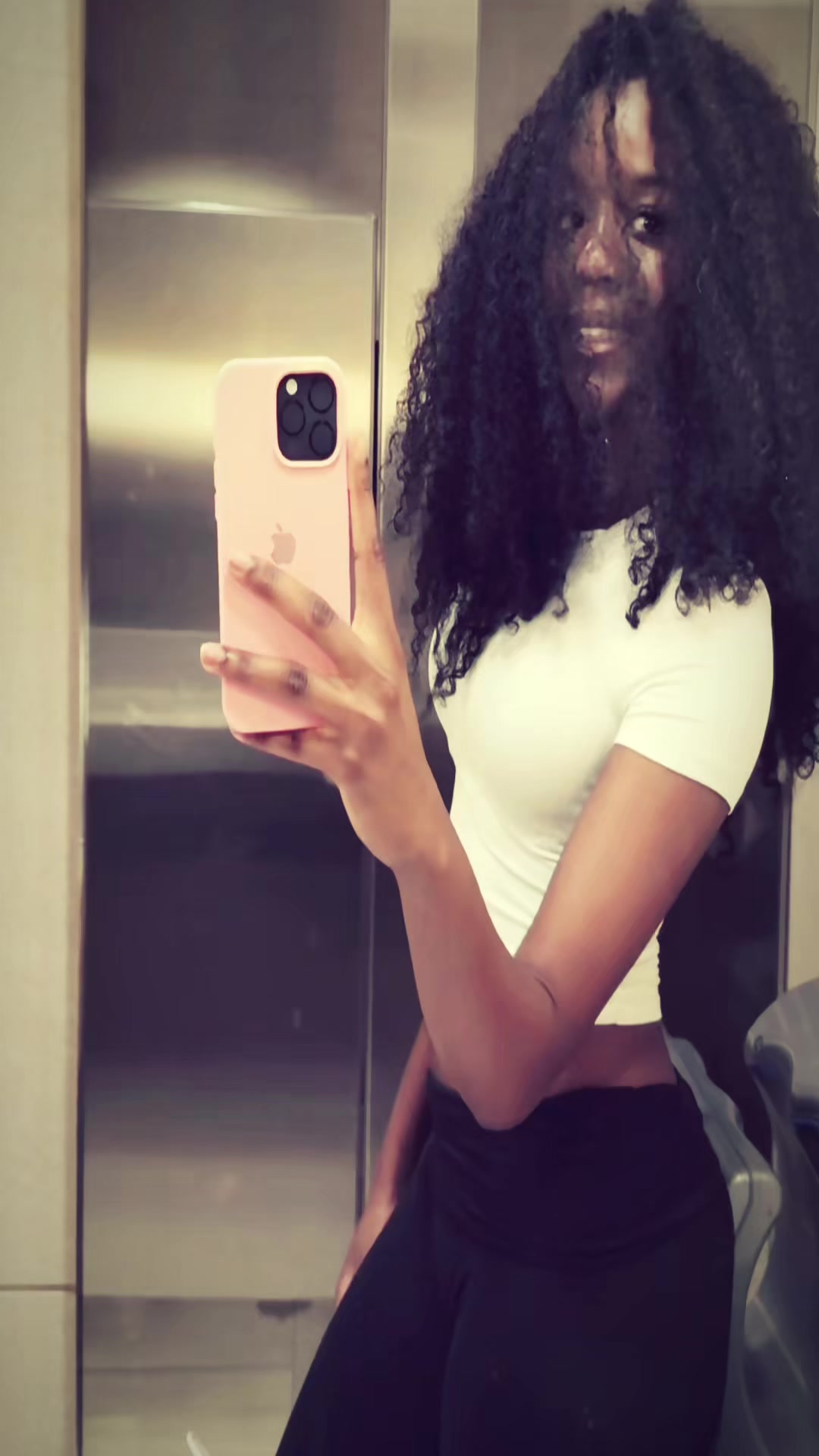 @Rosalía 👸🏾