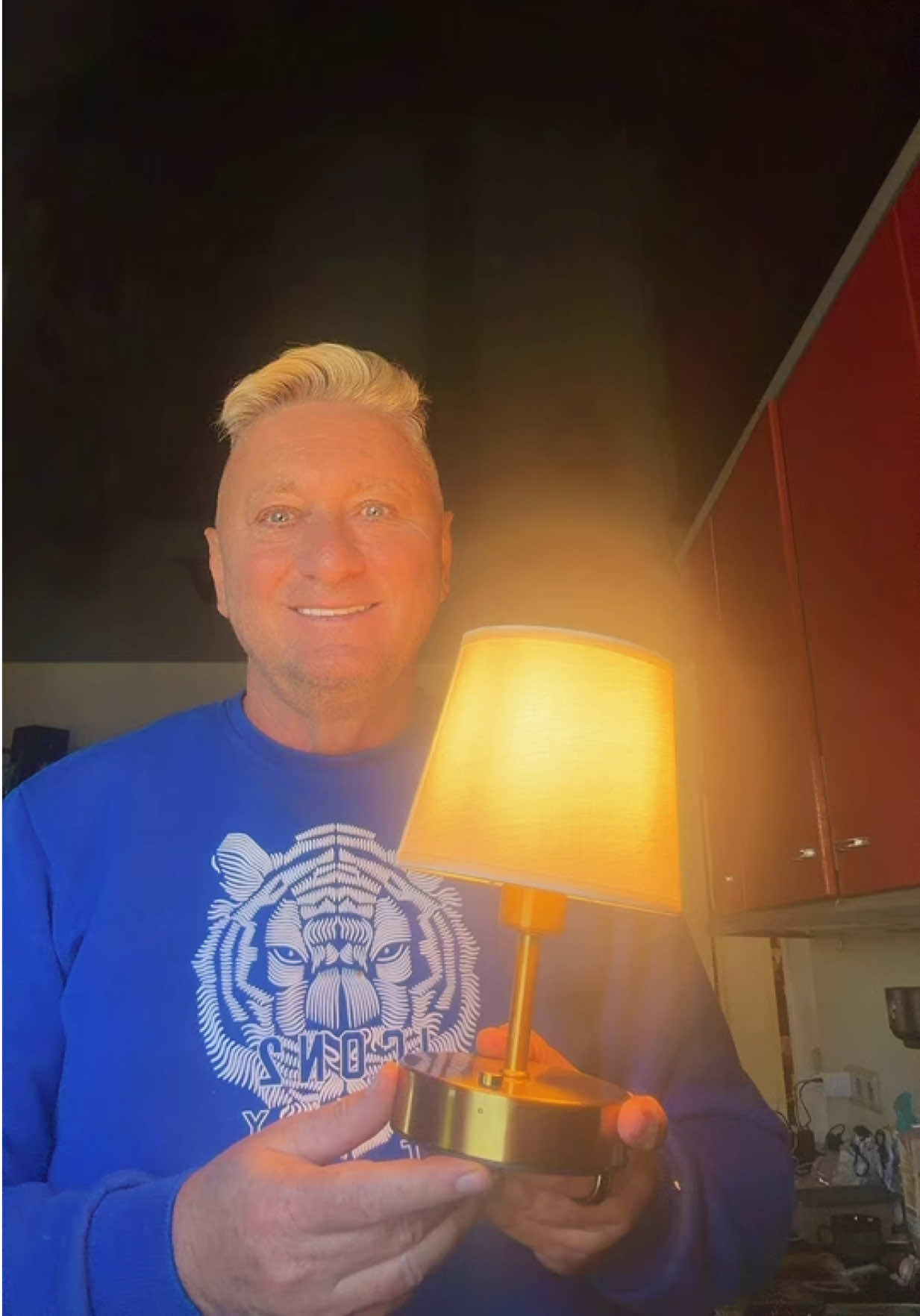 @Hubert Fella🏳️🌈
