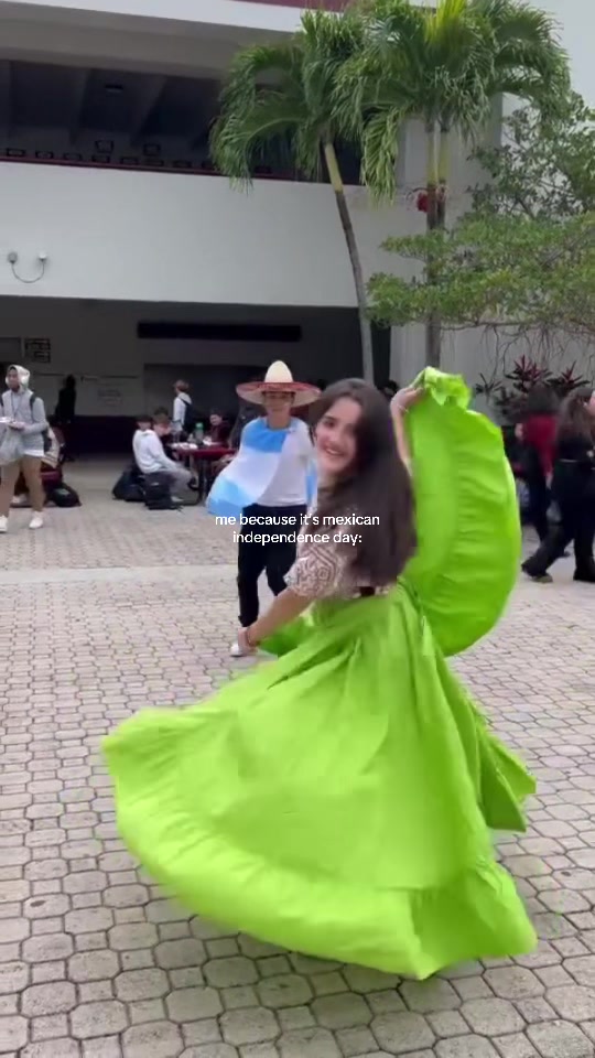 @paola