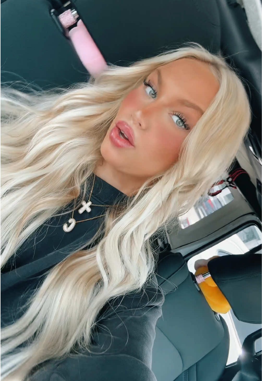 @Candice