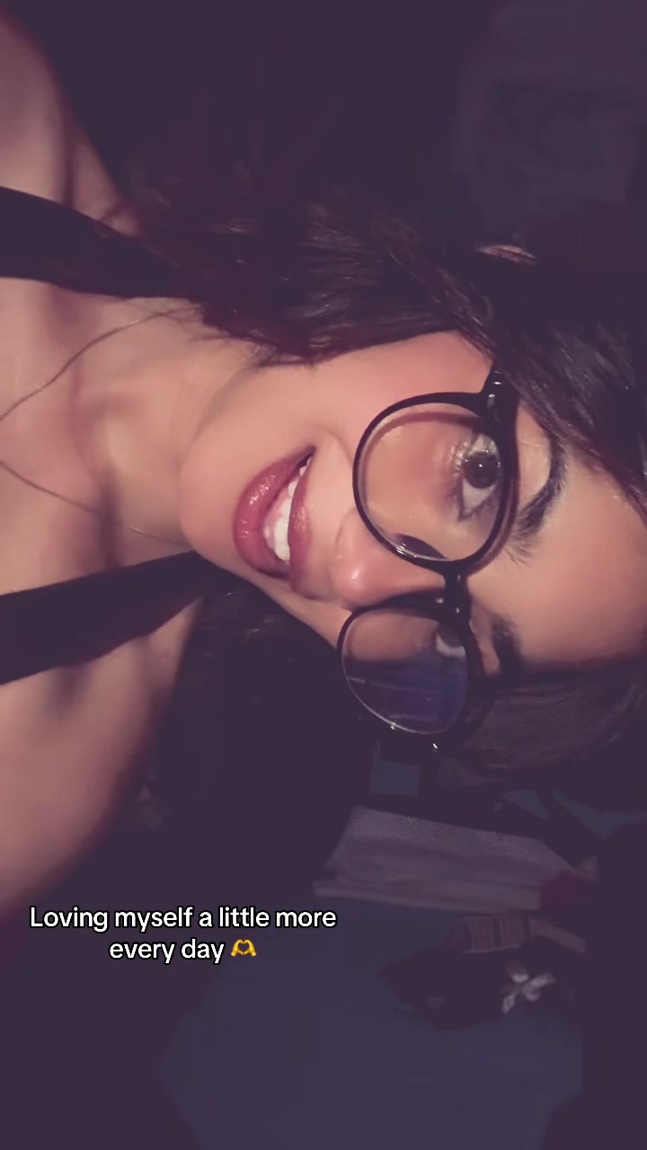 @♡aNISHa♡