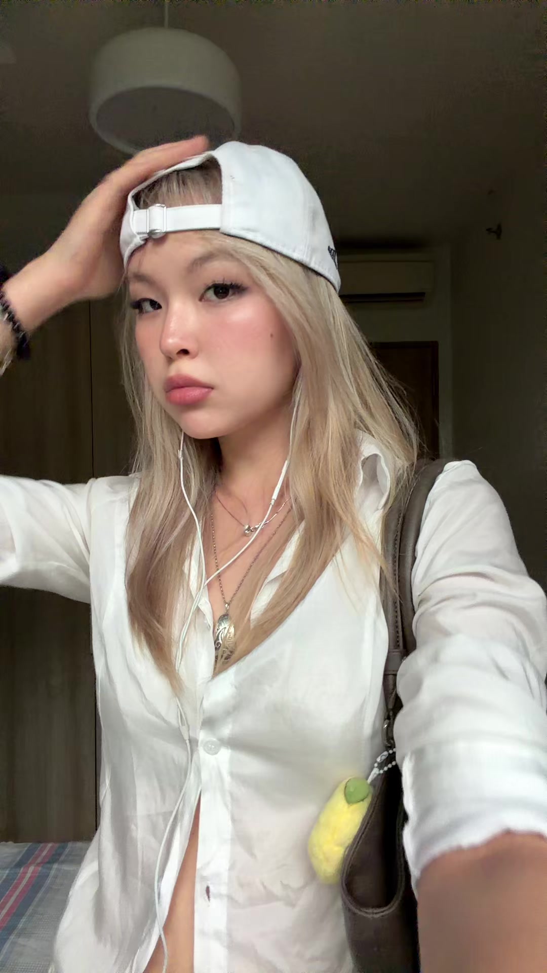 @Akaru