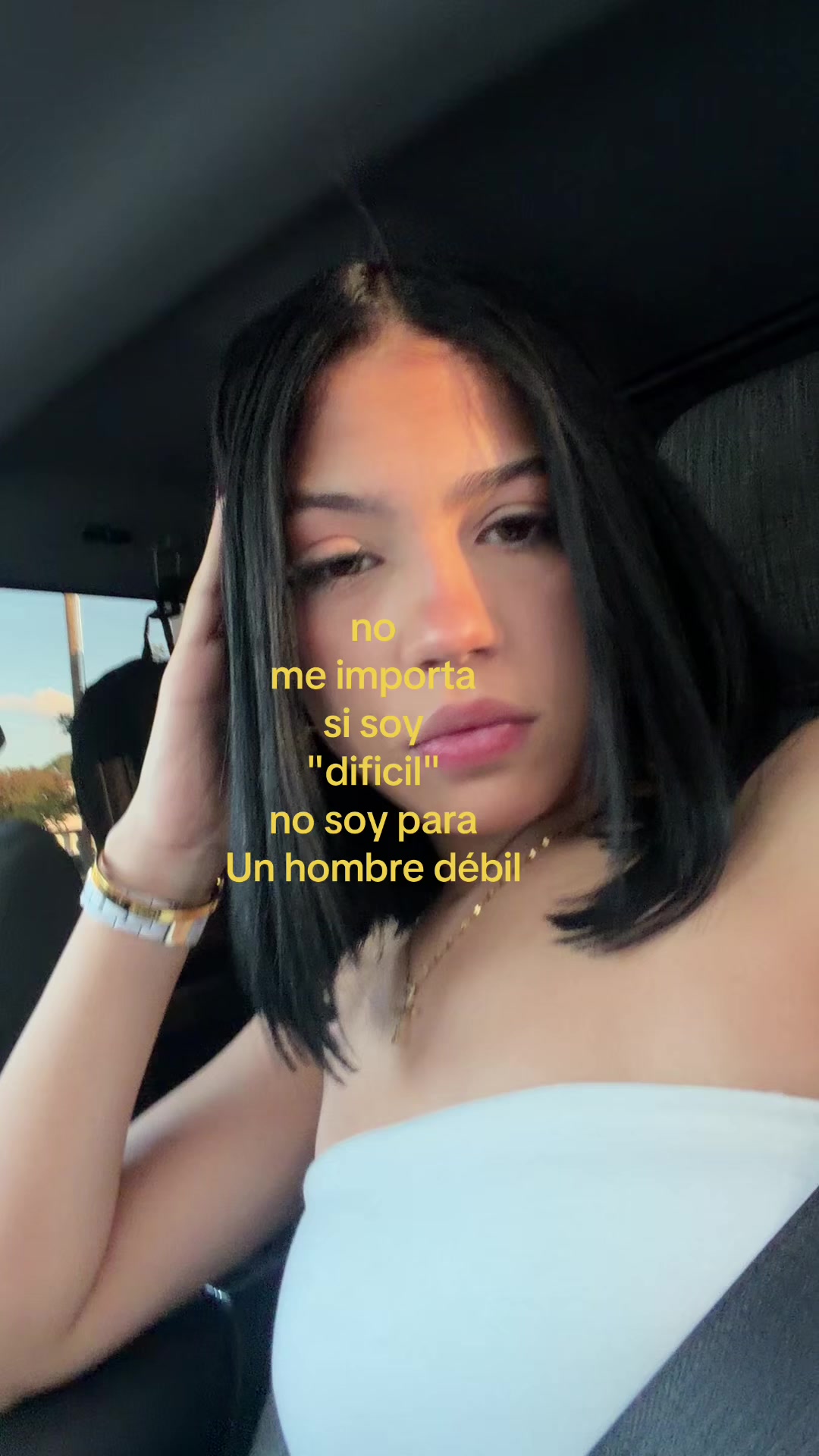 @victoria:)๐