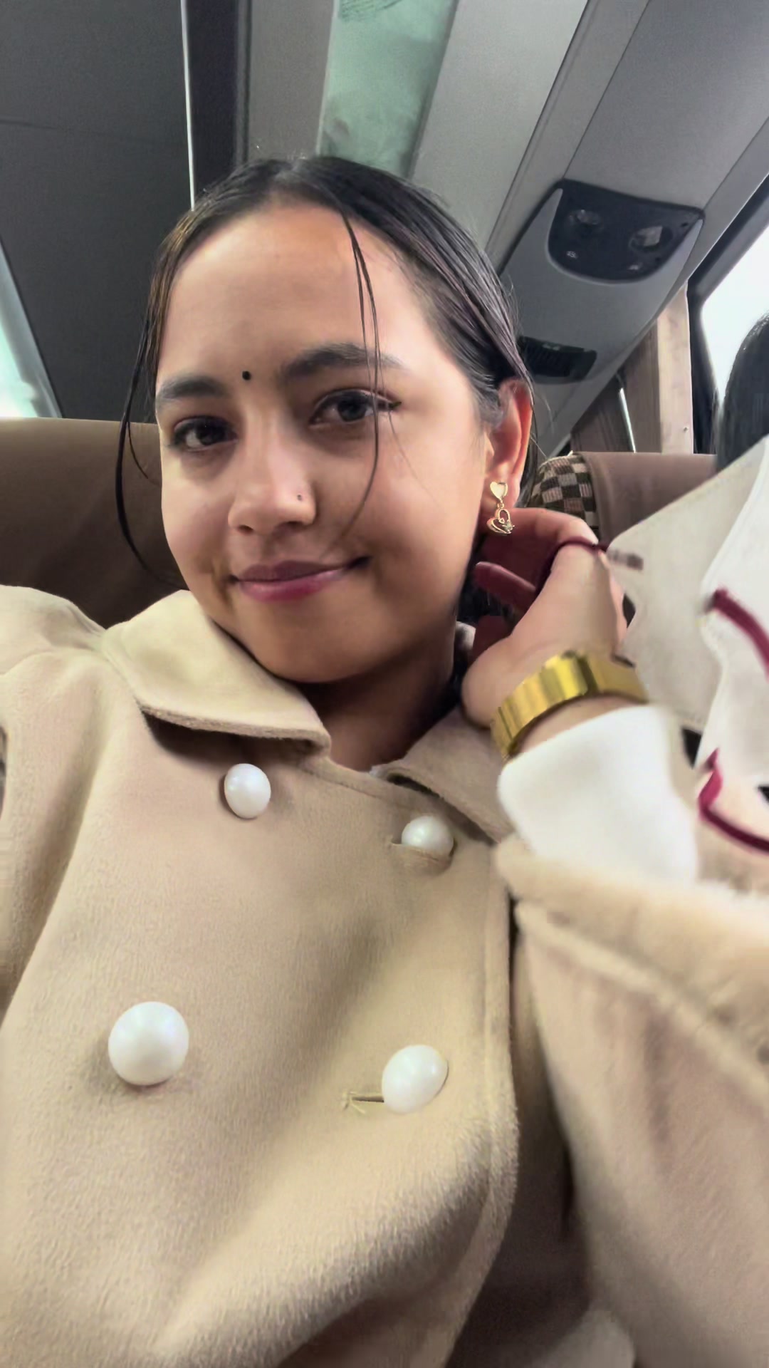 @Ma_ha_rani~👑