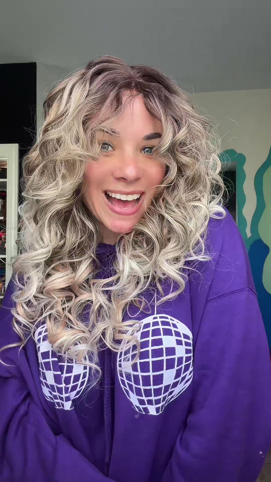 @Elizabeth Wears Wigs 🏳️🌈